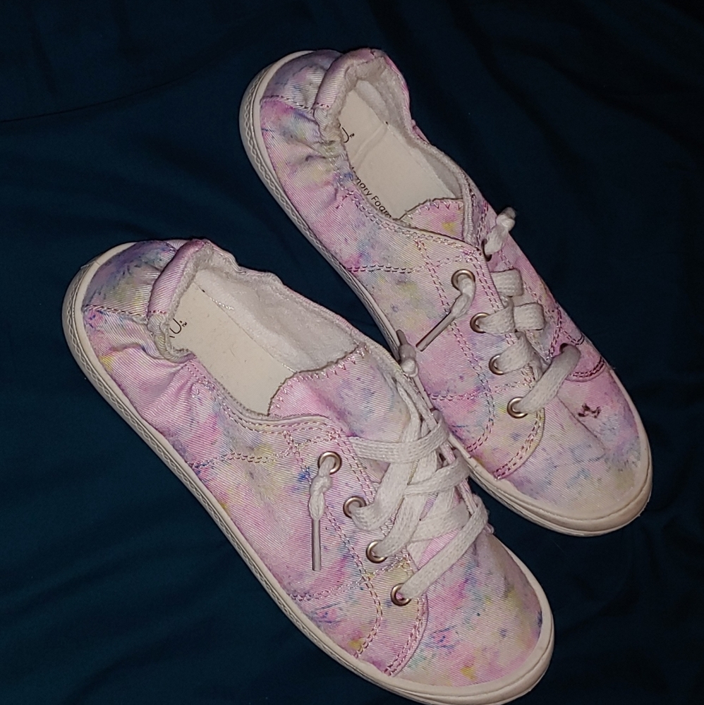 Scrunchback slip on sneakers